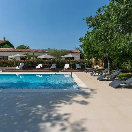Vacay Luxury Lv Villa Fiorini