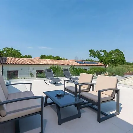 Villa Vacay Luxury Lv Fiorini