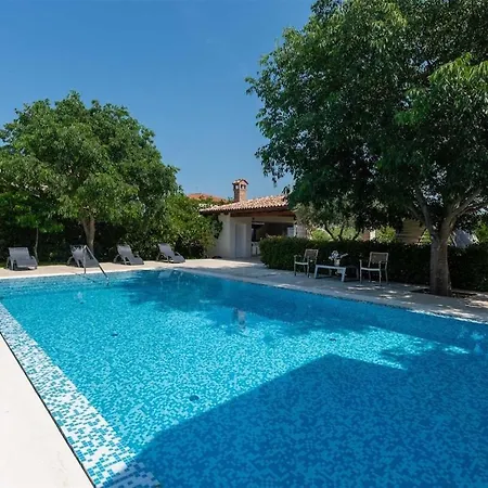 Vacay Luxury Lv Villa