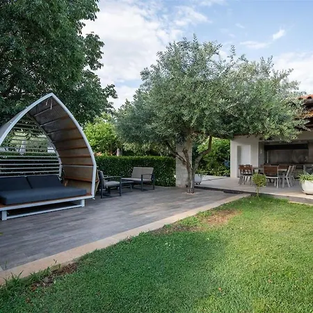 Vacay Luxury Lv Fiorini