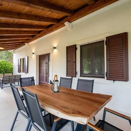 Villa Vacay Luxury Lv Fiorini
