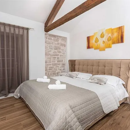 Vacay Luxury Lv Villa Fiorini