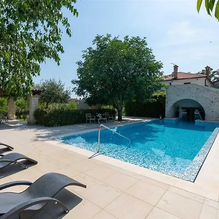 Villa Vacay Luxury Lv Fiorini