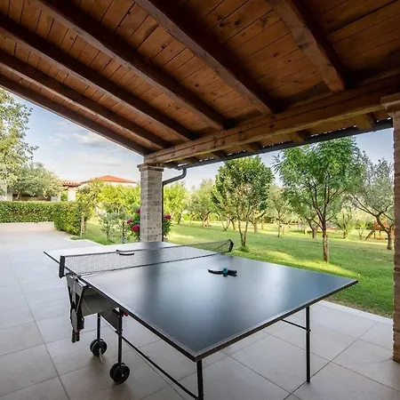 Vacay Luxury Lv Villa Fiorini